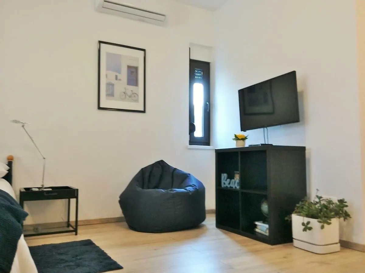 Apartments Agava Nin 0*,